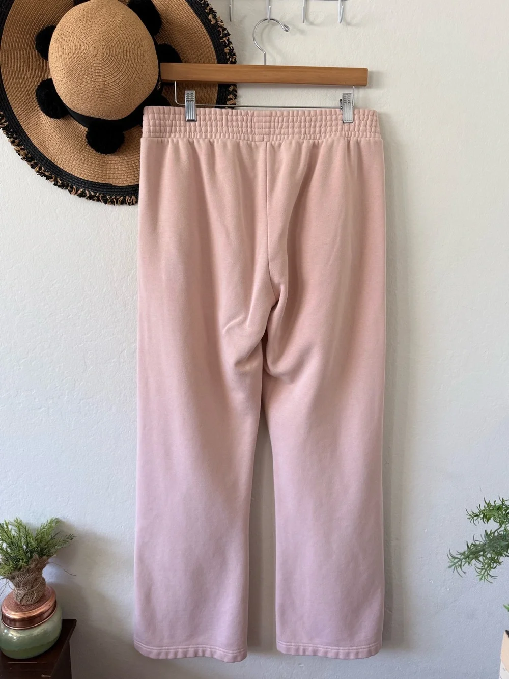 Pact Courtside Pink Split Hem Organic Cotton Fleece Sweatpants Wide Leg SZ Large - Picture 8 of 13